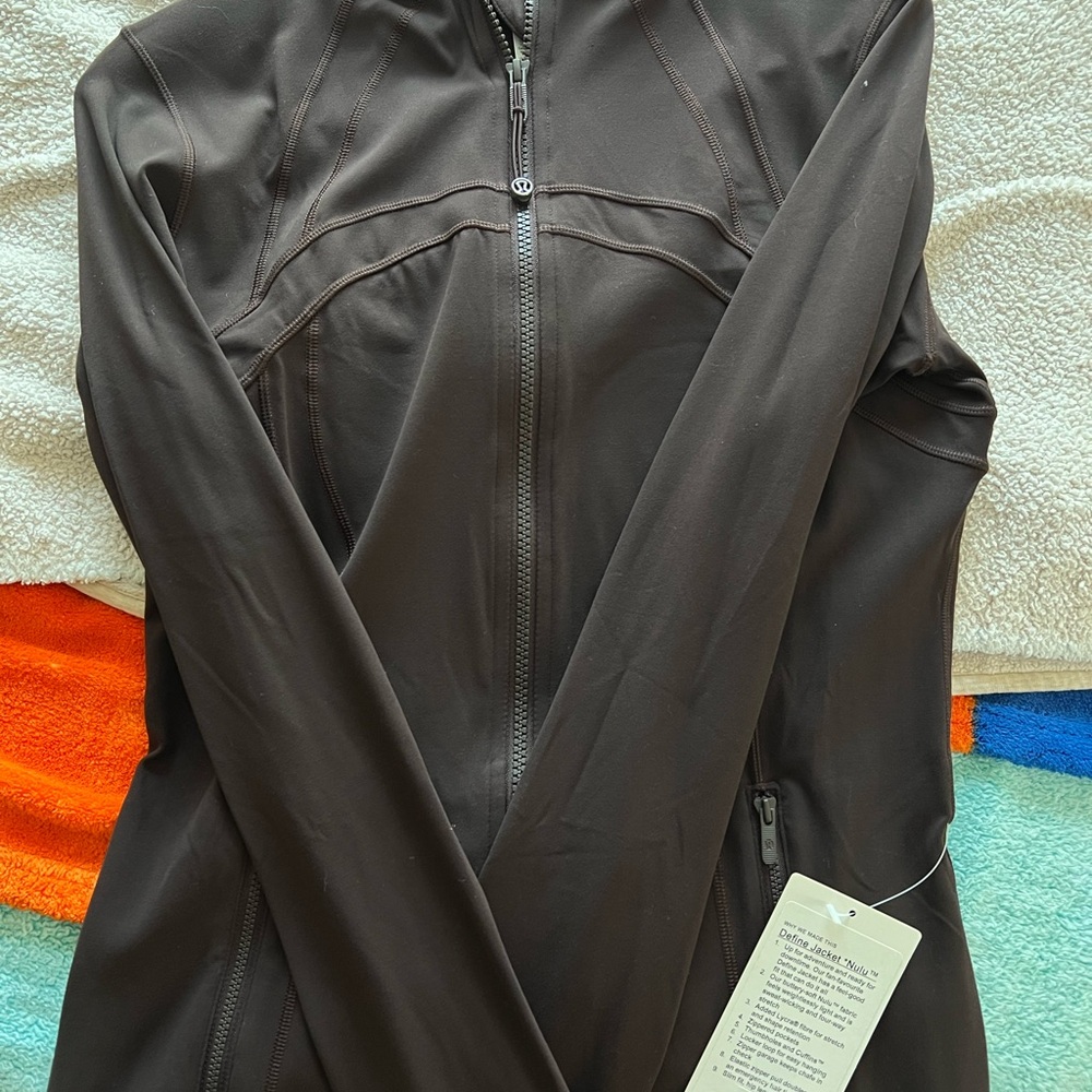 NWT Lululemon Nulu Java Define Jacket